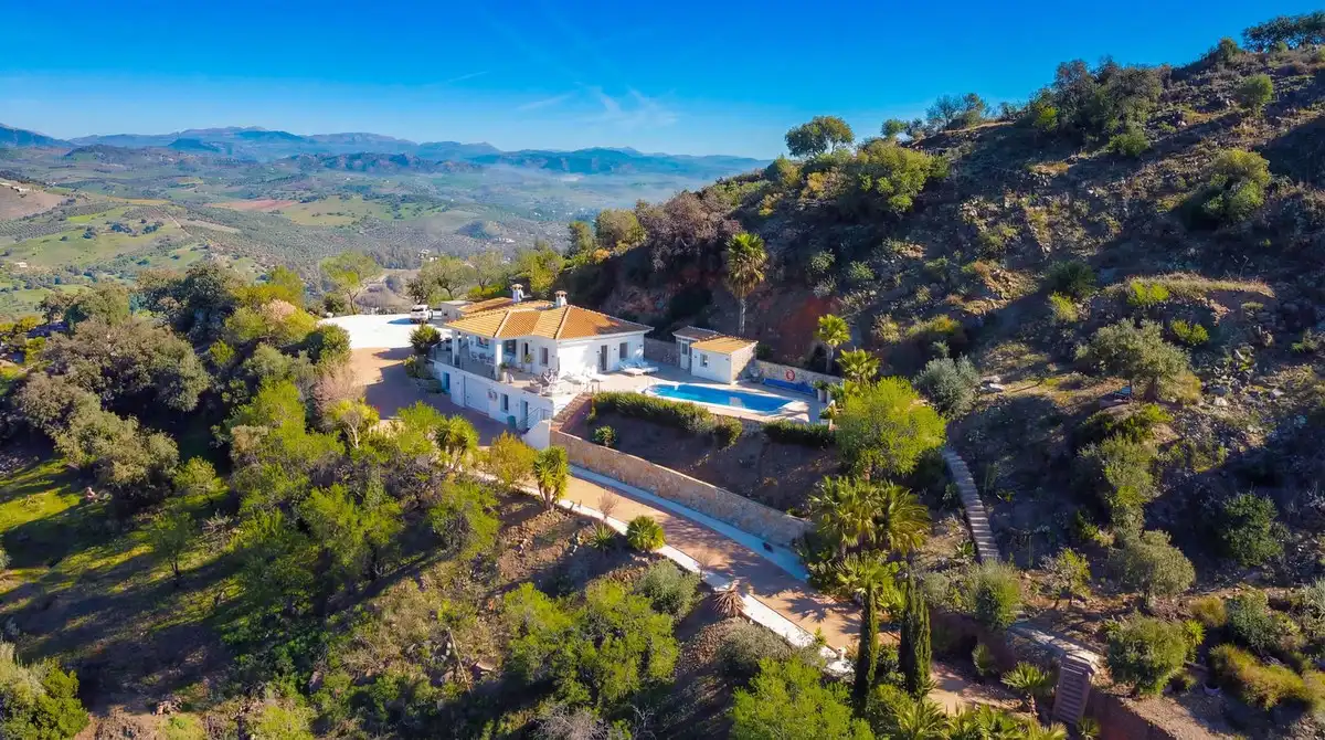 Detached house with pool for sale in Guaro, imagen 2