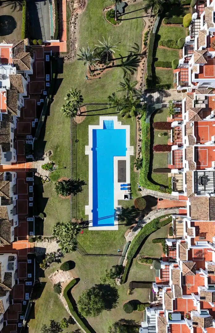 Piscina de Casa o chalet en venta en Marbella con Terraza, Trastero y Amueblado