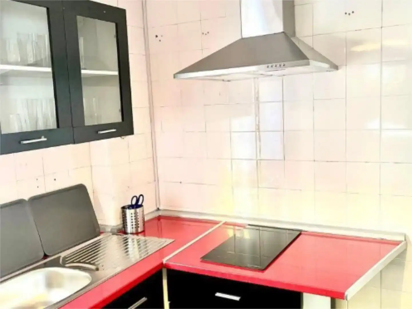 Cocina de Planta baja de alquiler en Robleda con Jardín privado, Trastero y Amueblado