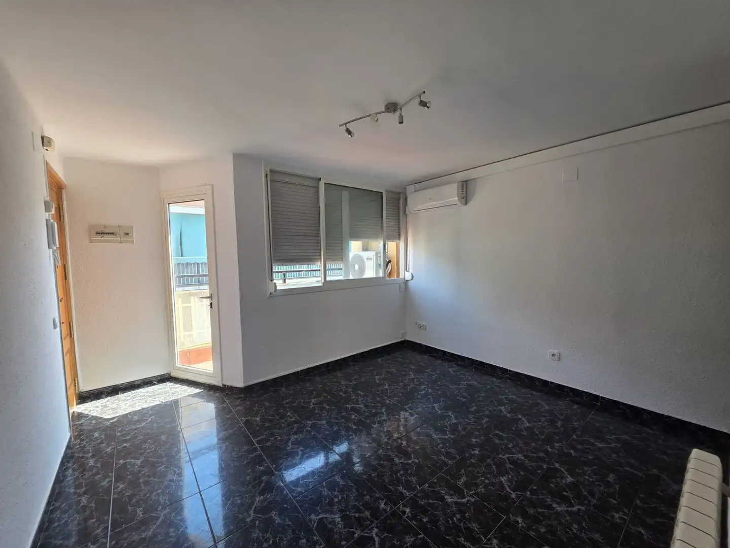 Wohnzimmer von Wohnung zum Verkauf in Premià de Dalt mit Klimaanlage, Heizung und Terrasse