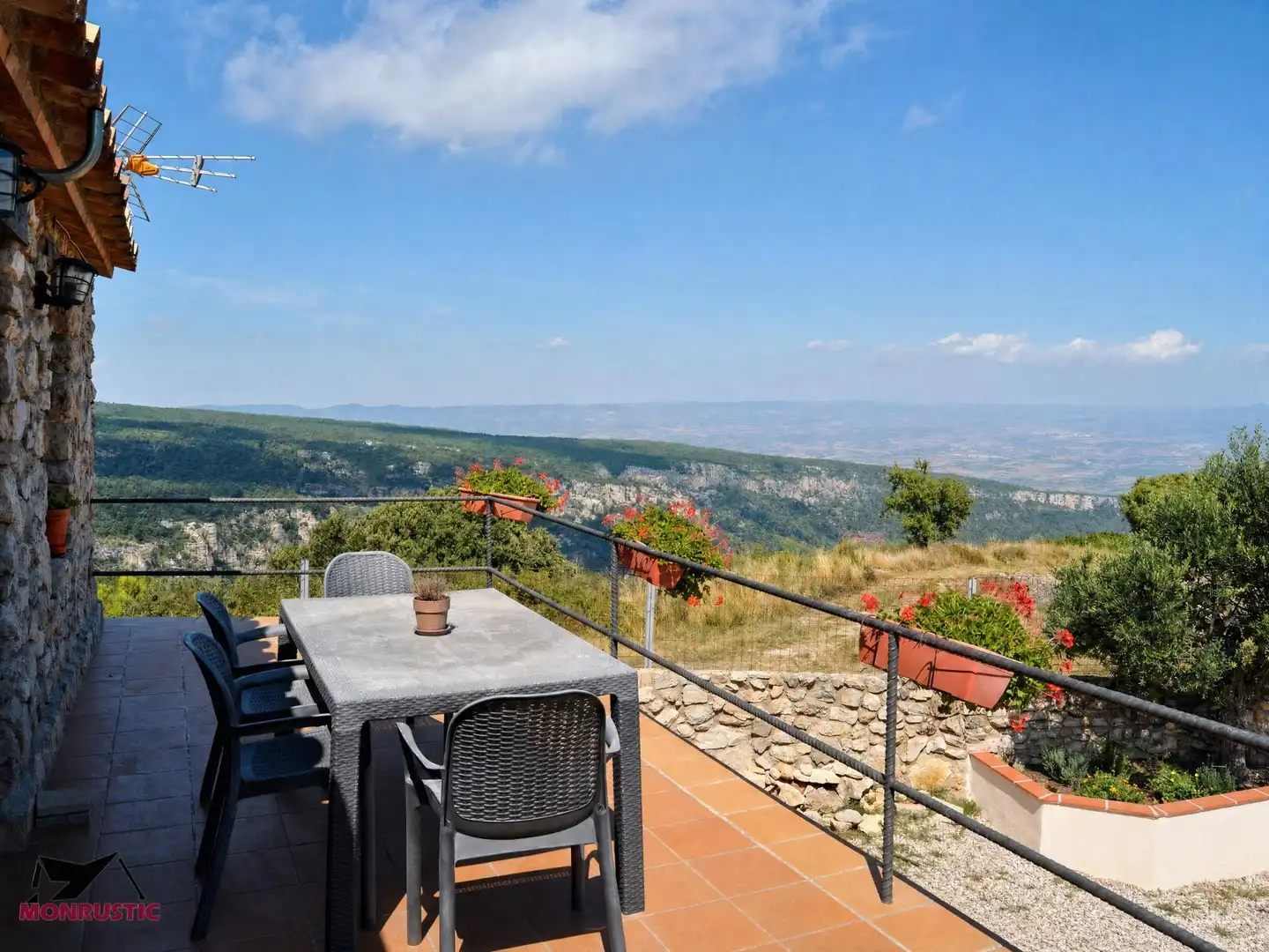 Terrace of Houses for sale in Montblanc  with Air Conditioner, Private garden and Terrace