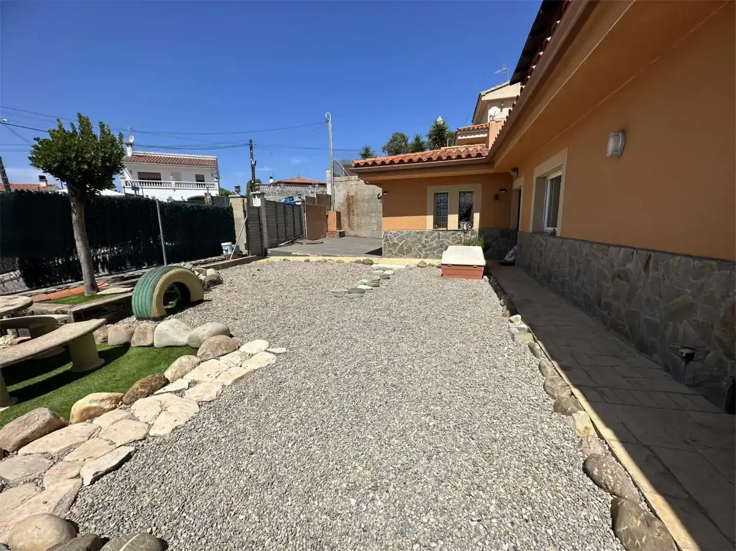 Vista exterior de Casa o chalet en venta en Vidreres con Piscina