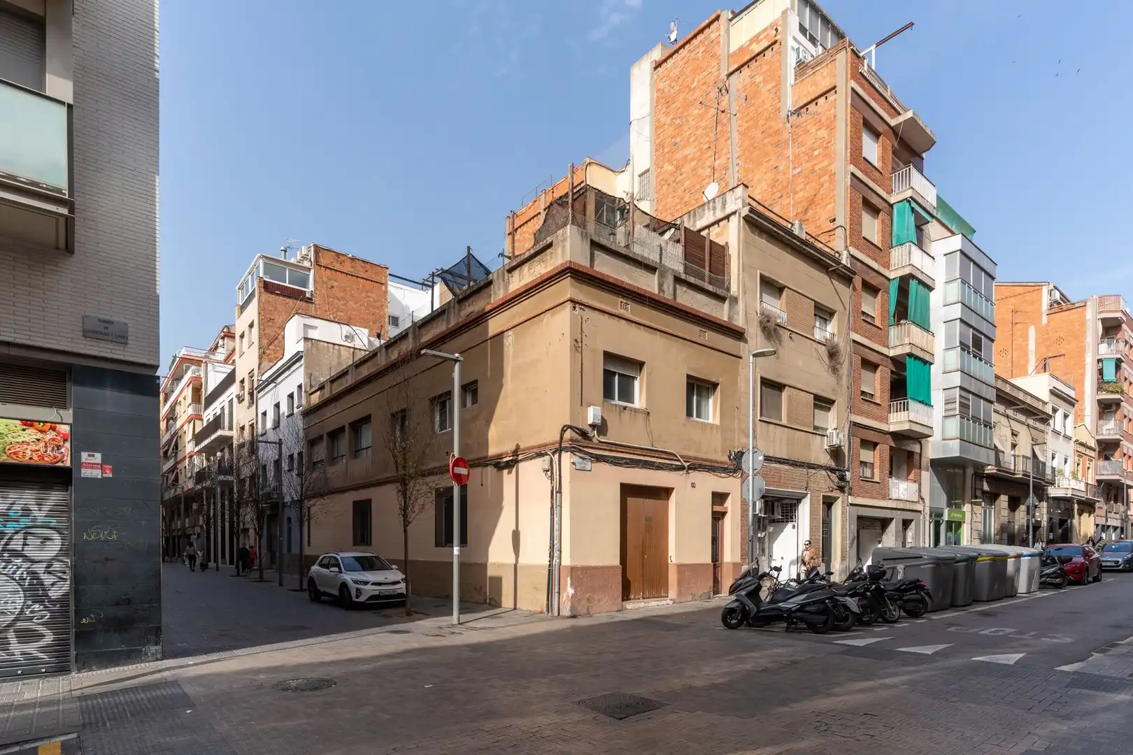 Exterior view of Garage for rent in Barcelona