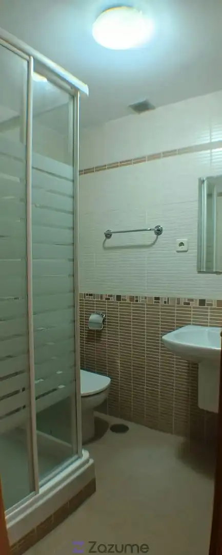 Baño de Piso de alquiler en Fuenlabrada con Aire acondicionado, Calefacción y Parquet