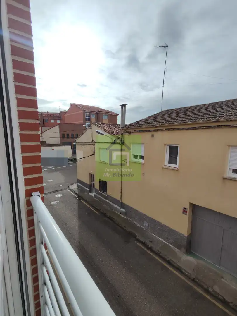 Vista exterior de Casa o chalet en venta en Zamora Capital  con Calefacción, Terraza y Trastero