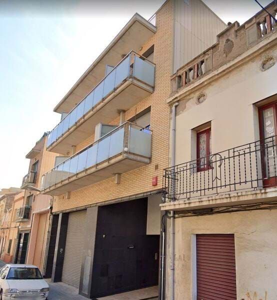 Exterior view of Garage for sale in Badalona