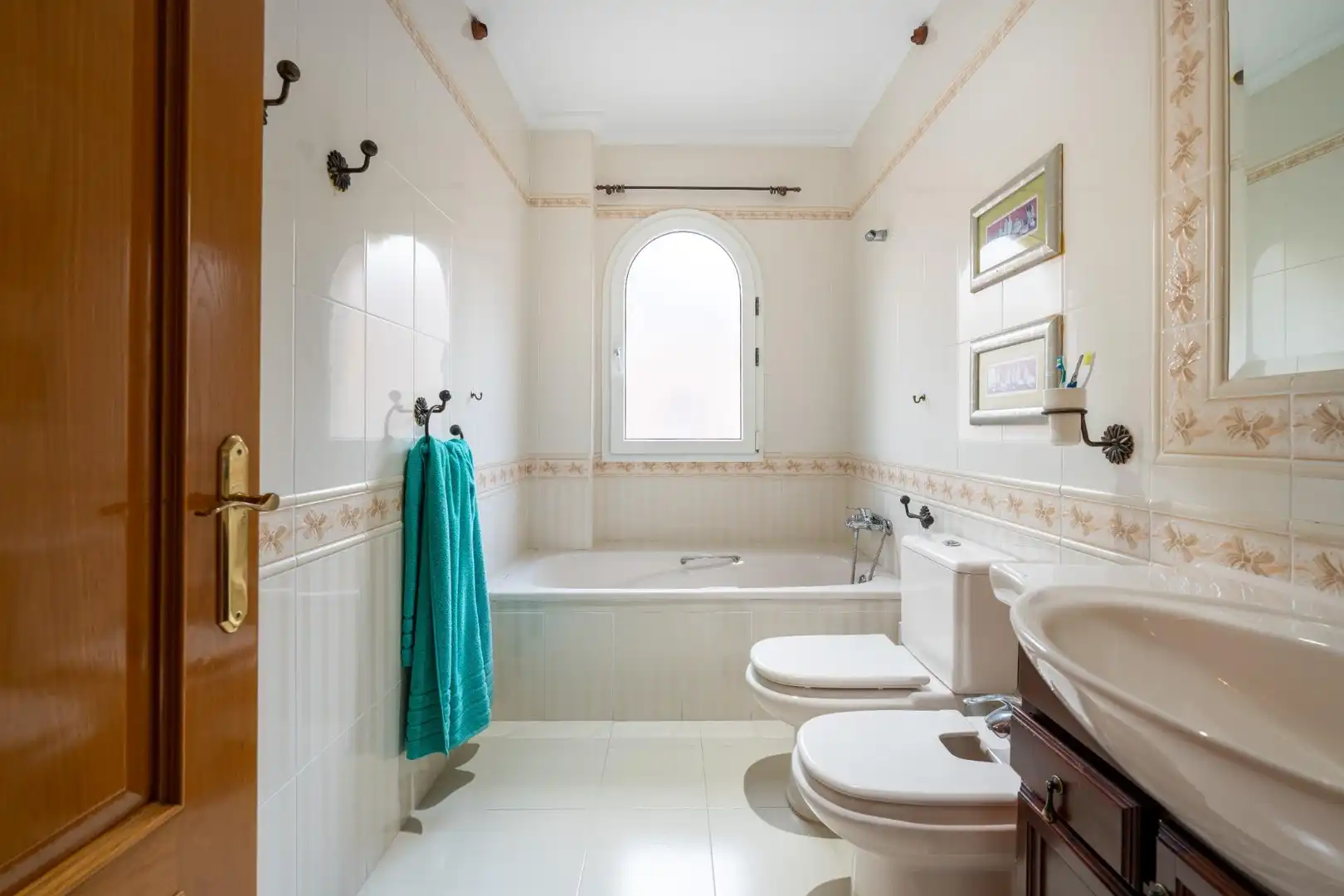Bathroom of Houses for sale in Roquetas de Mar  with Air Conditioner, Private garden and Terrace
