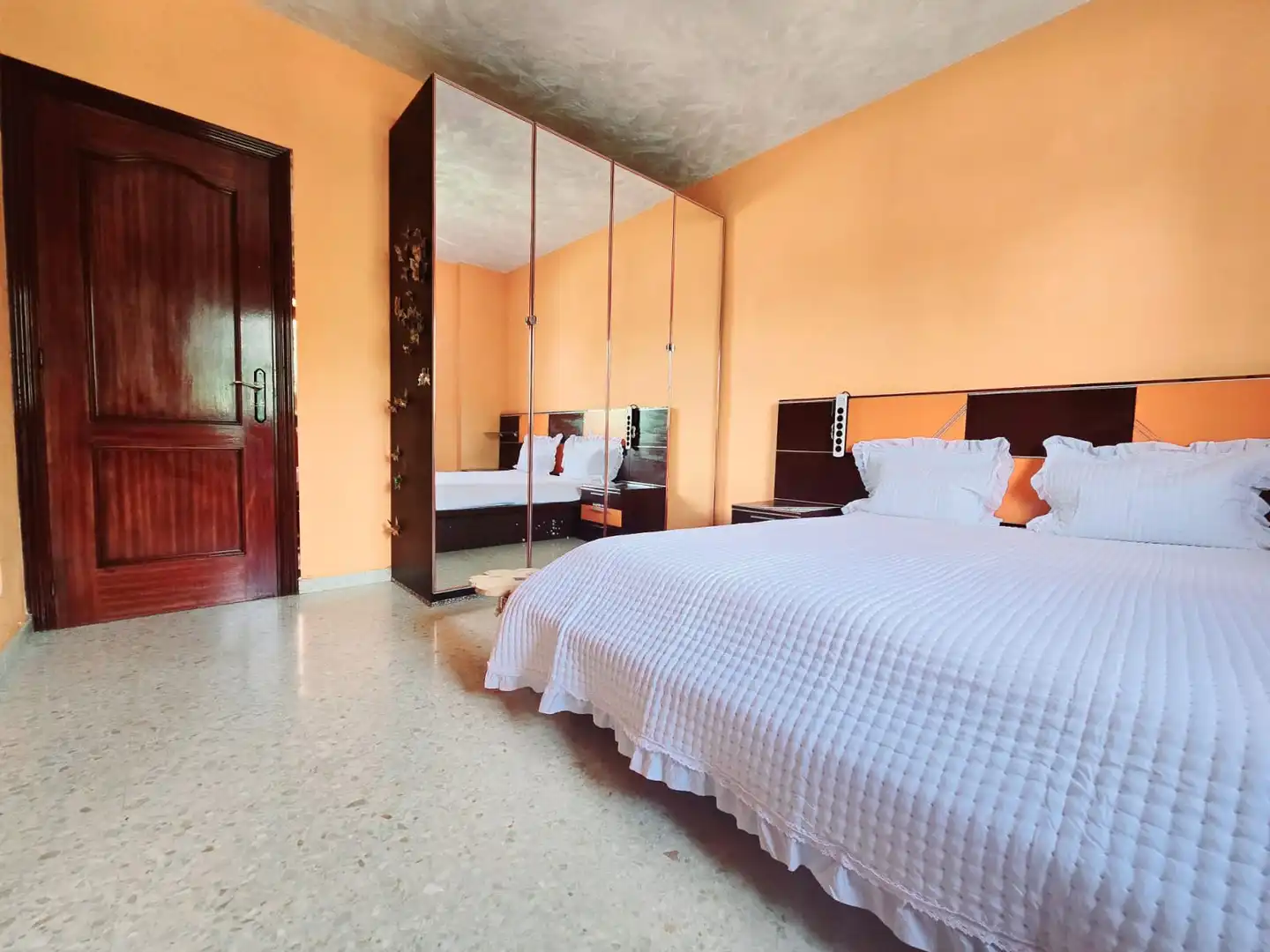 Bedroom of Flat for sale in Sevilla  with Terrace