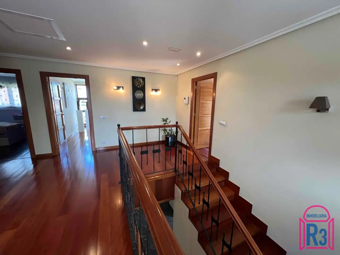 Houses for sale in Villaquilambre  with Heating