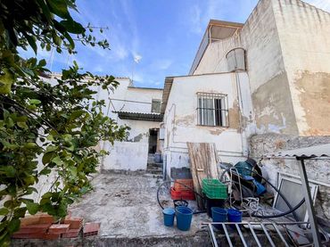 Casa en venta en Calle Juan Carlos I 50