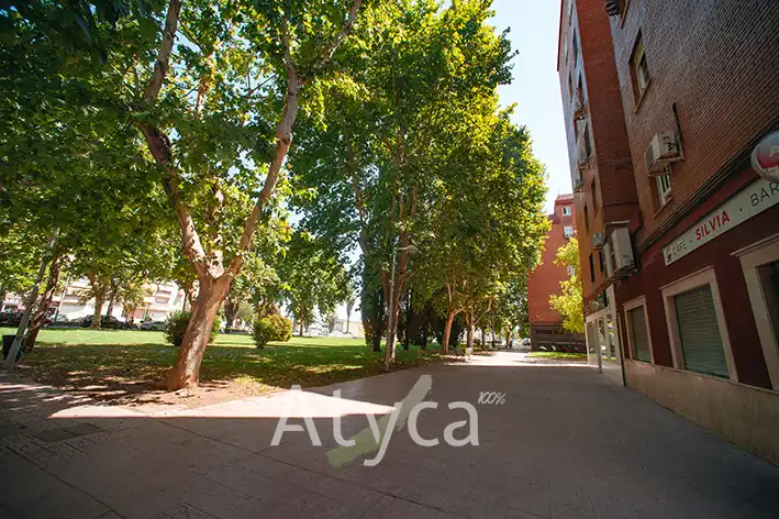 Vista exterior de Pis de lloguer en Córdoba amb Aire condicionat, Calefacció i Terrassa