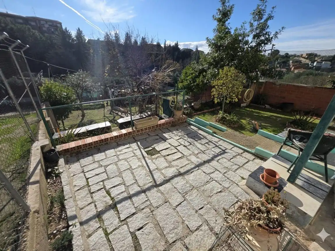 Jardí de Casa o xalet en venda en Cazalegas amb Aire condicionat, Terrassa i Balcó