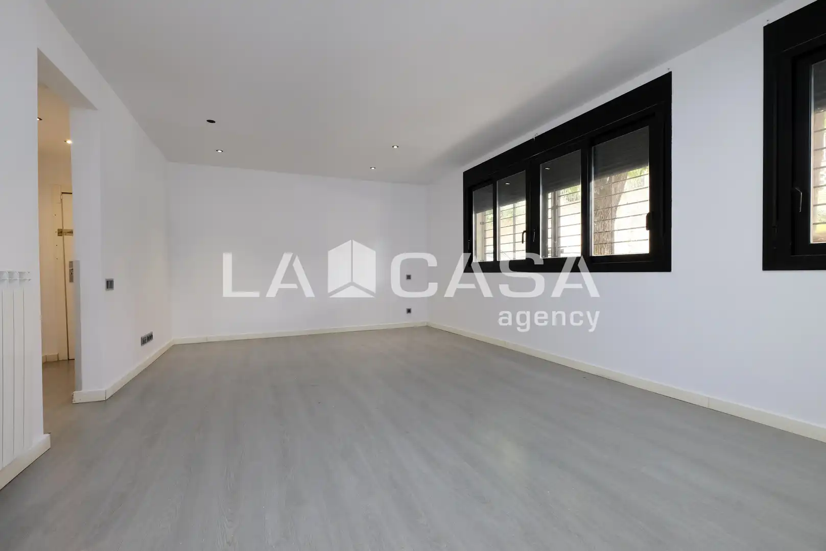 Ground floor with lift for sale in Carrer d'Horta