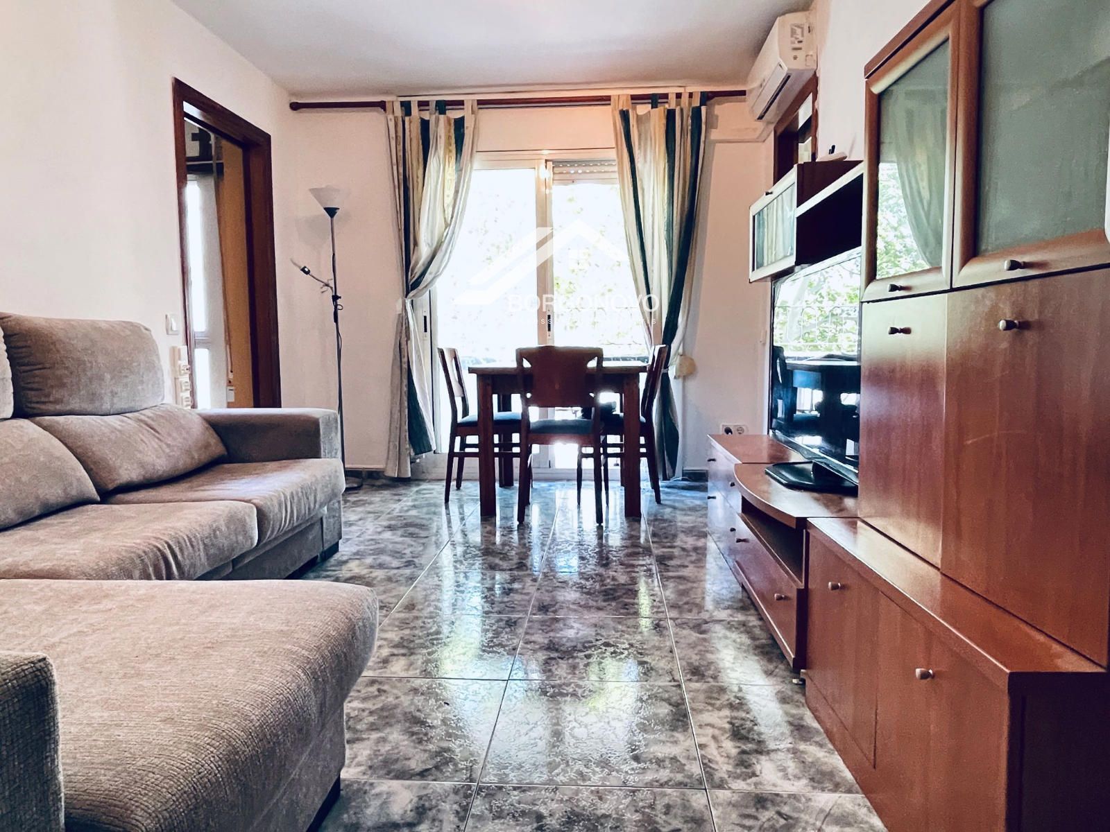 Sala d'estar de Pis en venda en Sant Adrià de Besòs amb Terrassa