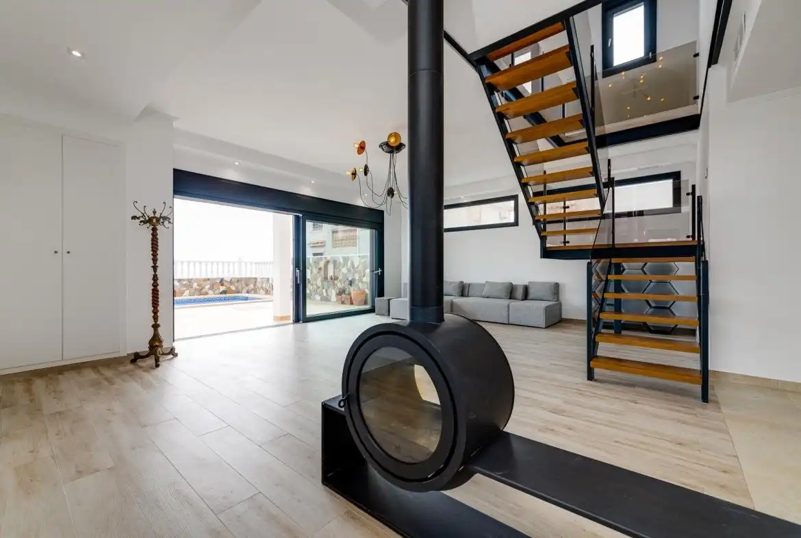 Chalet con terraza en venta en Playa de los Locos, imagen 4