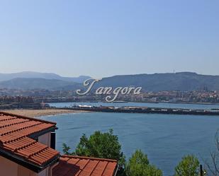 Pis en venda en Getxo  amb Parquet, Terrassa i Traster