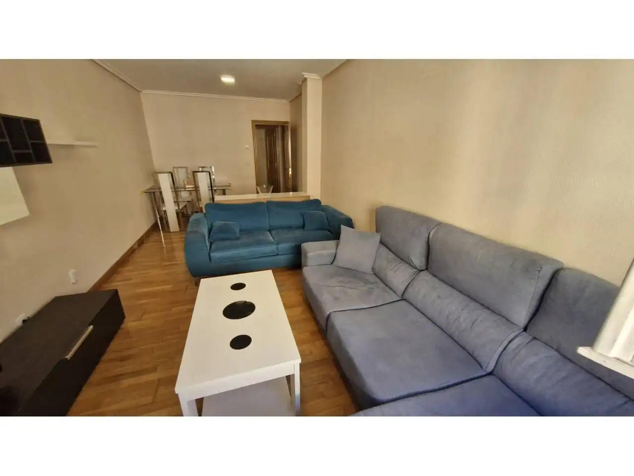 Wohnzimmer von Wohnung zur Miete in  Logroño mit Heizung, Parkett und Abstellraum