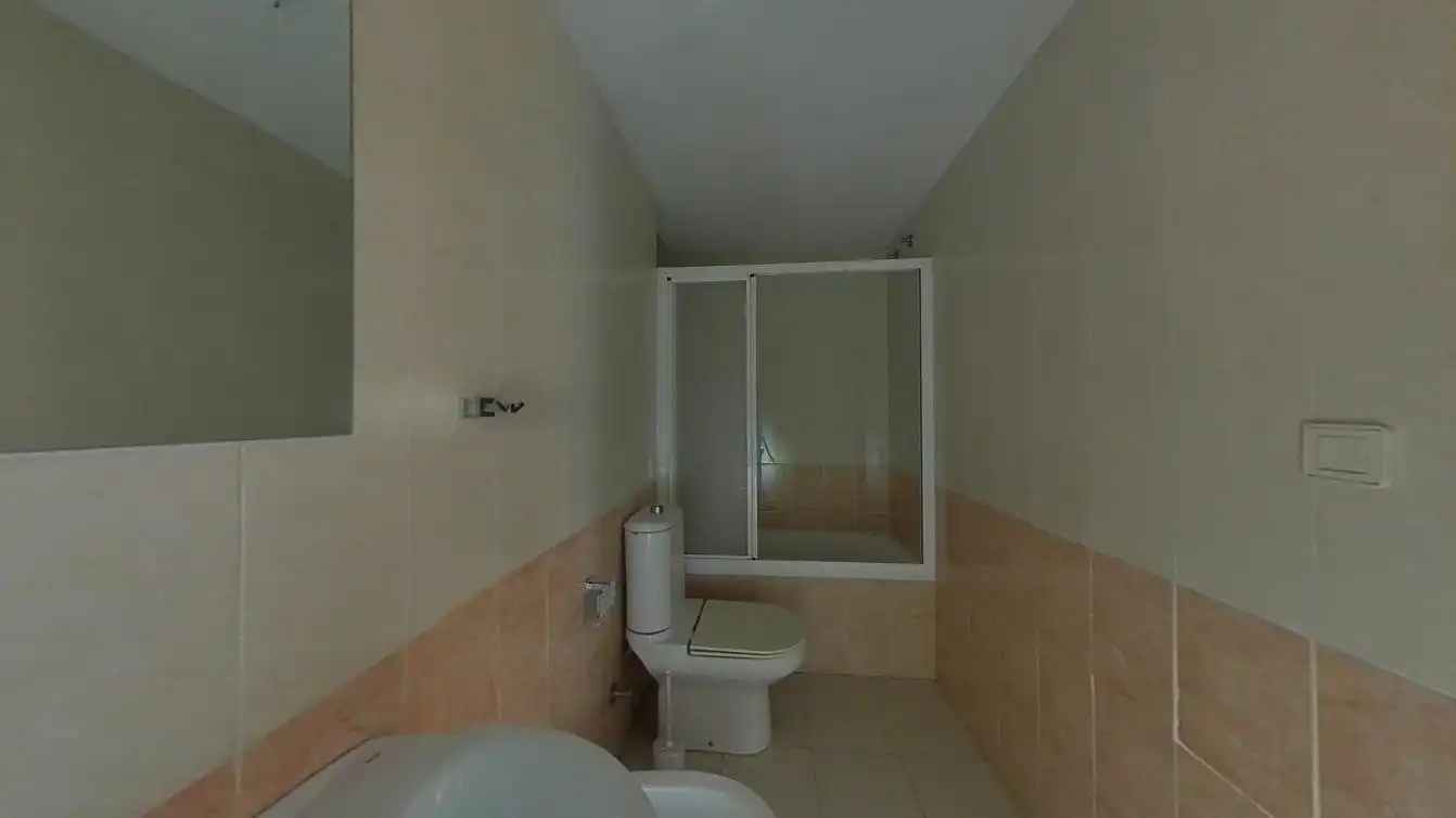 Bany de Pis en venda en Alicante / Alacant
