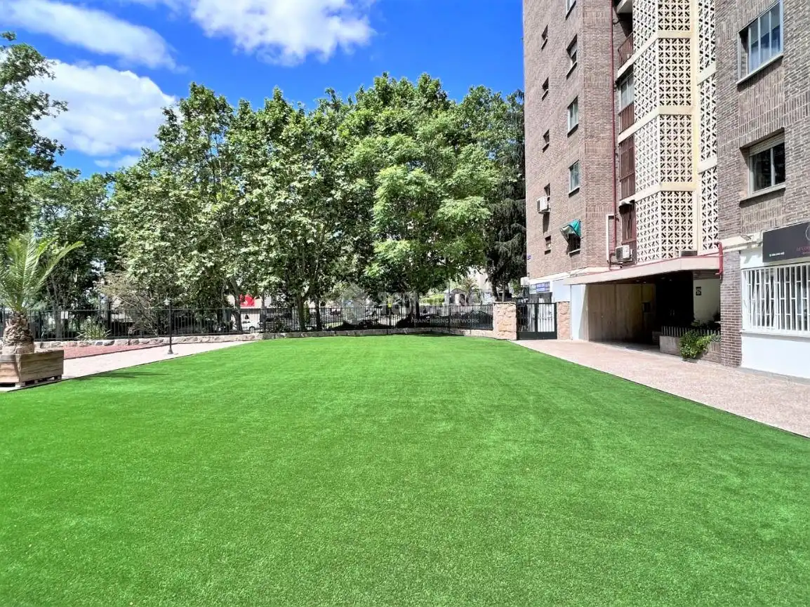 Parking of Flat for sale in Madrid  with Air Conditioner, Parquet flooring and Storage room