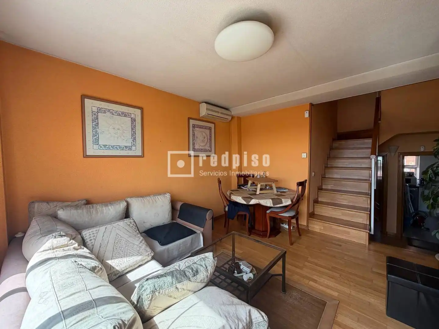 Sala d'estar de Àtic en venda en Latina