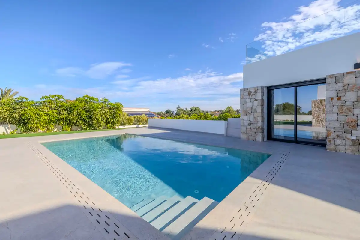 Swimming pool of Houses for sale in Dénia  with Air Conditioner, Heating and Private garden