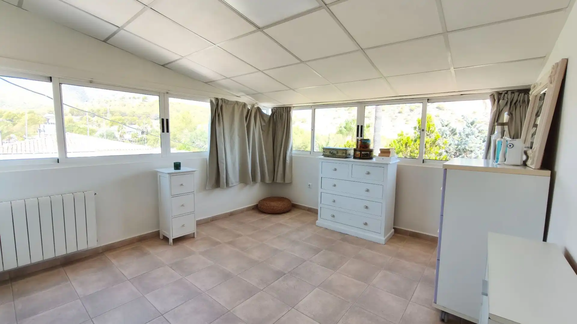 Houses for sale in La Nucia  with Air Conditioner, Heating and Private garden