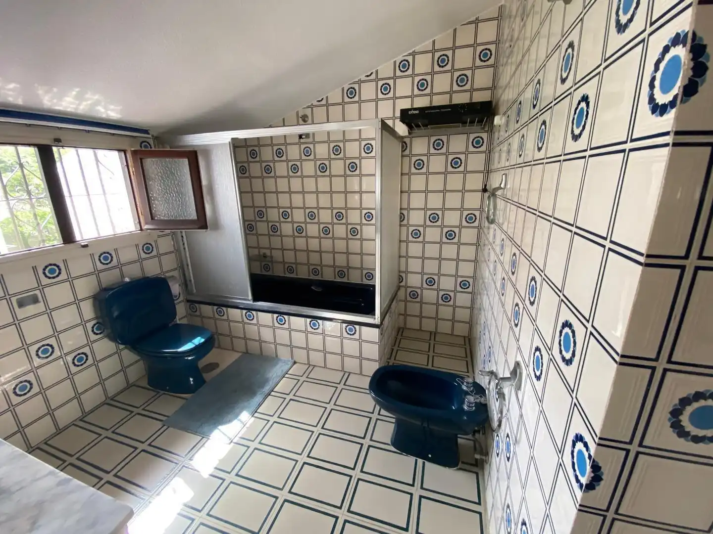 Baño de Casa o chalet en venta en Fuengirola con Aire acondicionado, Jardín privado y Trastero