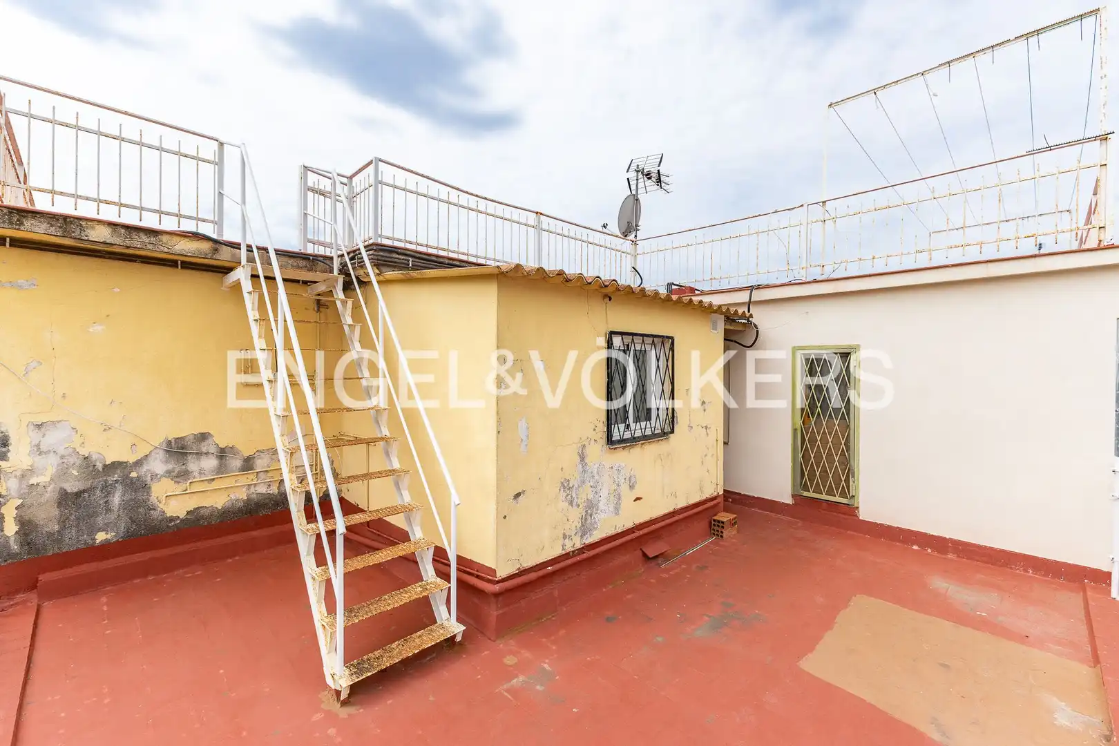 Terrace of Attic for sale in Castelldefels  with Air Conditioner, Heating and Parquet flooring