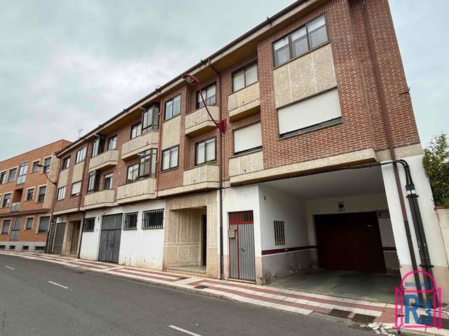Piso en Alquiler en Carbosillo en San Andrés del Rabanedo pueblo