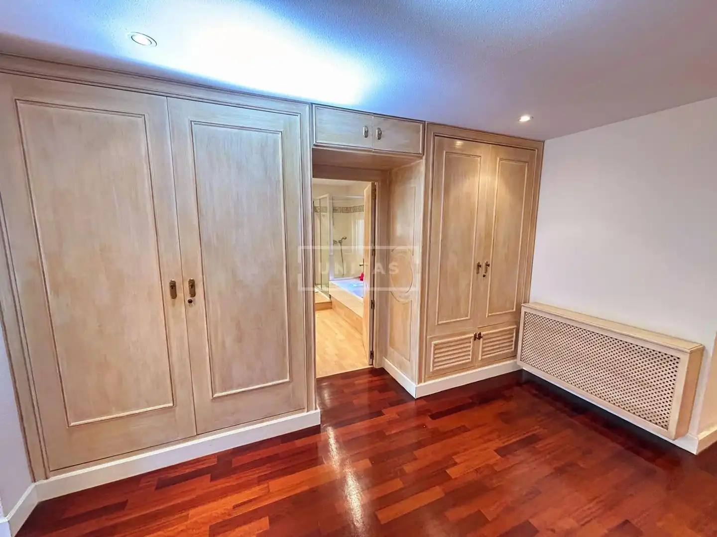 Dormitori de Casa o xalet en venda en Alicante / Alacant amb Aire condicionat, Jardí privat i Terrassa