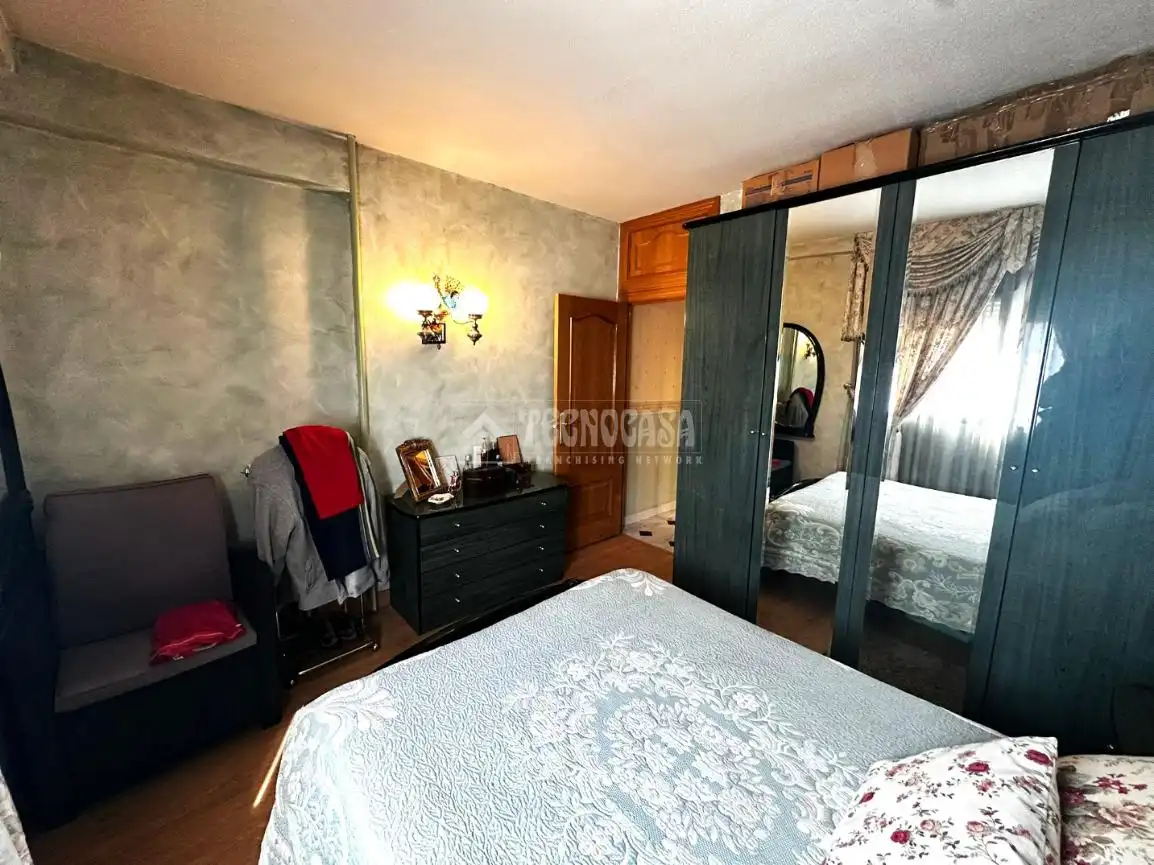 Habitación de Piso en venta en Parla con Calefacción y Amueblado