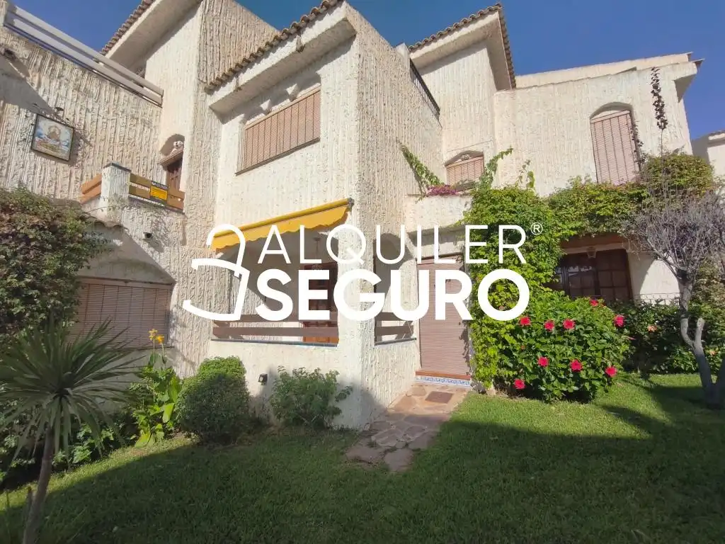 Villa con piscina in affitto a Santiago Bernabéu, imagen 20