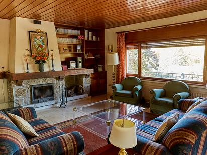 Living room of House or chalet for sale in Galapagar  with Air Conditioner, Terrace and Swimming Pool