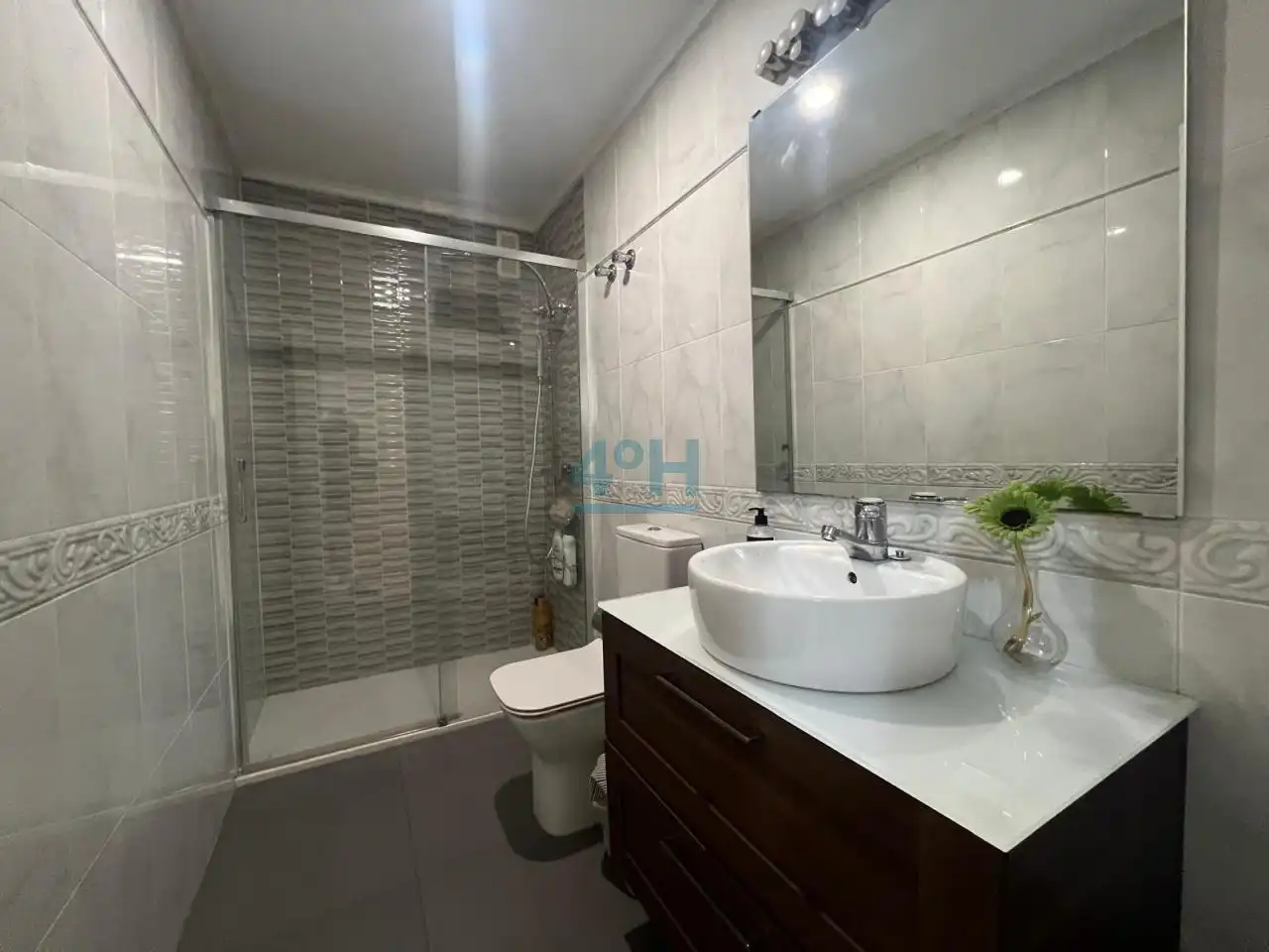 Baño de Casa adosada en venta en Ourense Capital  con Calefacción, Jardín privado y Parquet