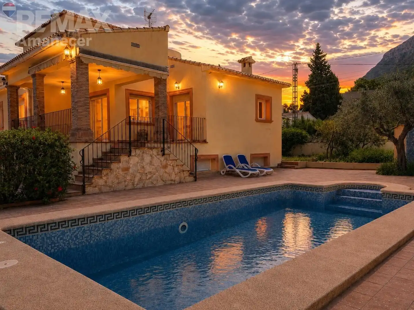 Villa mit Terrasse zum Verkauf in Calle ACACIA, imagen 2