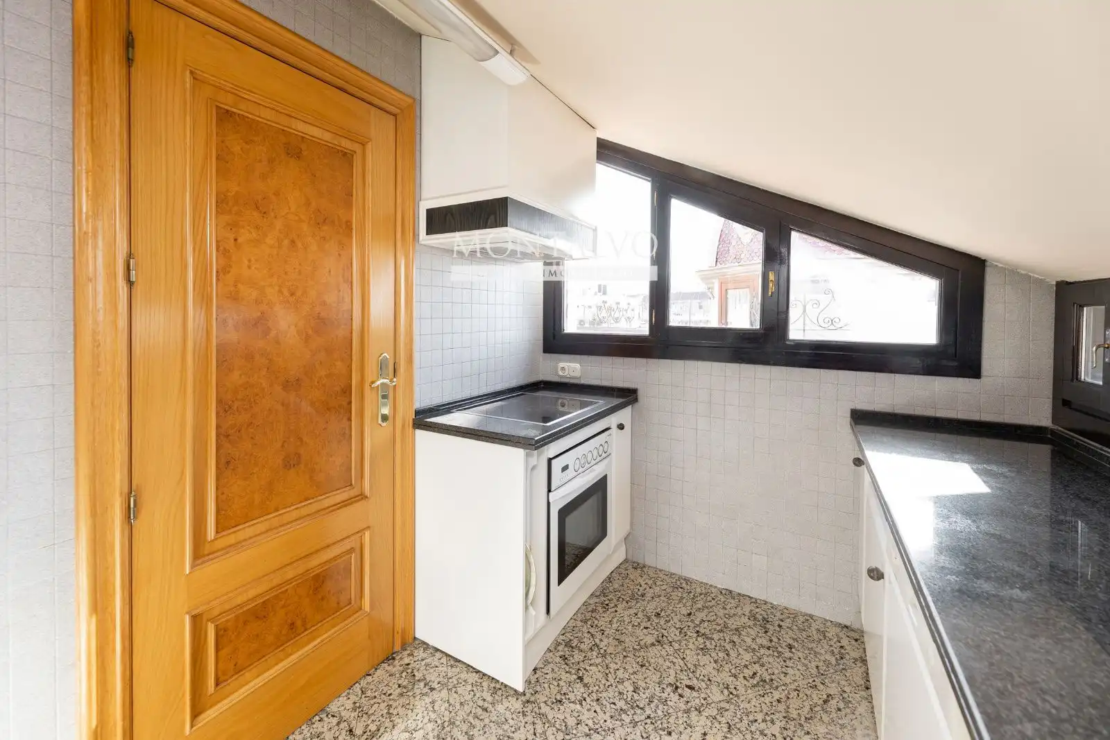 Cocina de Ático en venta en Granada con Aire acondicionado y Terraza