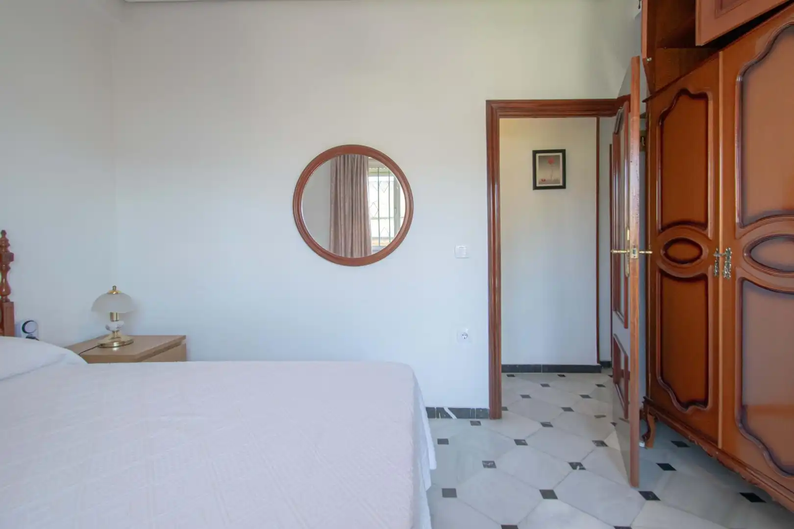 Bedroom of Flat for sale in Sevilla  with Air Conditioner, Heating and Terrace