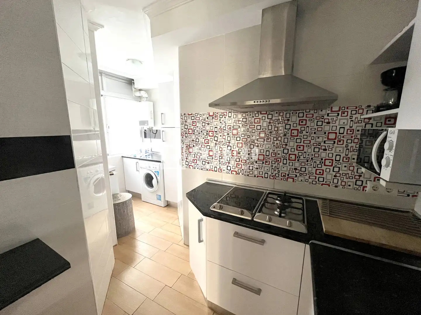 Kitchen of Flat for rent in Sevilla  with Air Conditioner, Private garden and Terrace