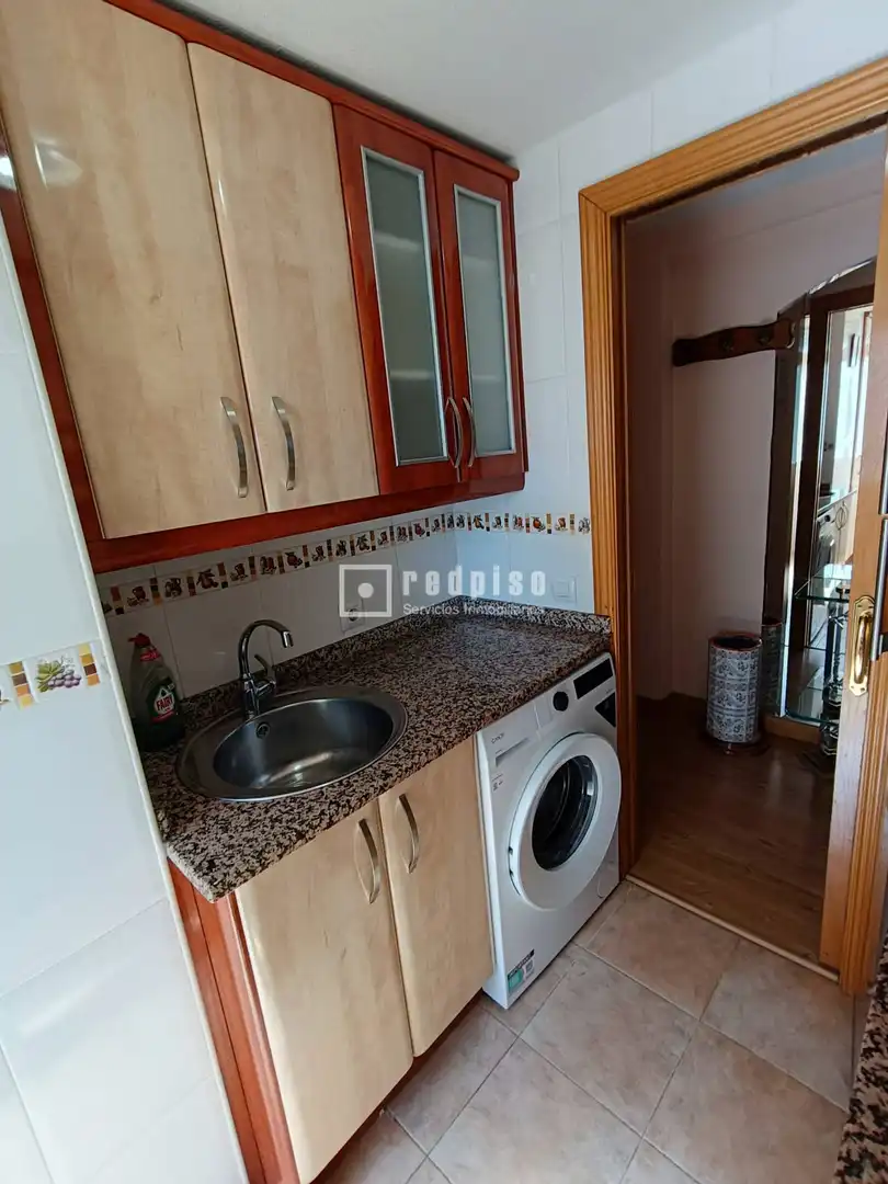 Cocina de Piso de alquiler en Madrid con Calefacción, Jardín privado y Terraza