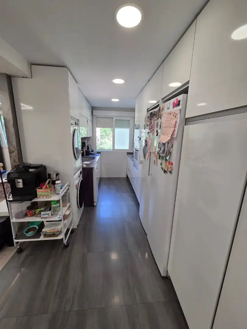Kitchen of Flat for sale in Móstoles  with Air Conditioner, Heating and Parquet flooring