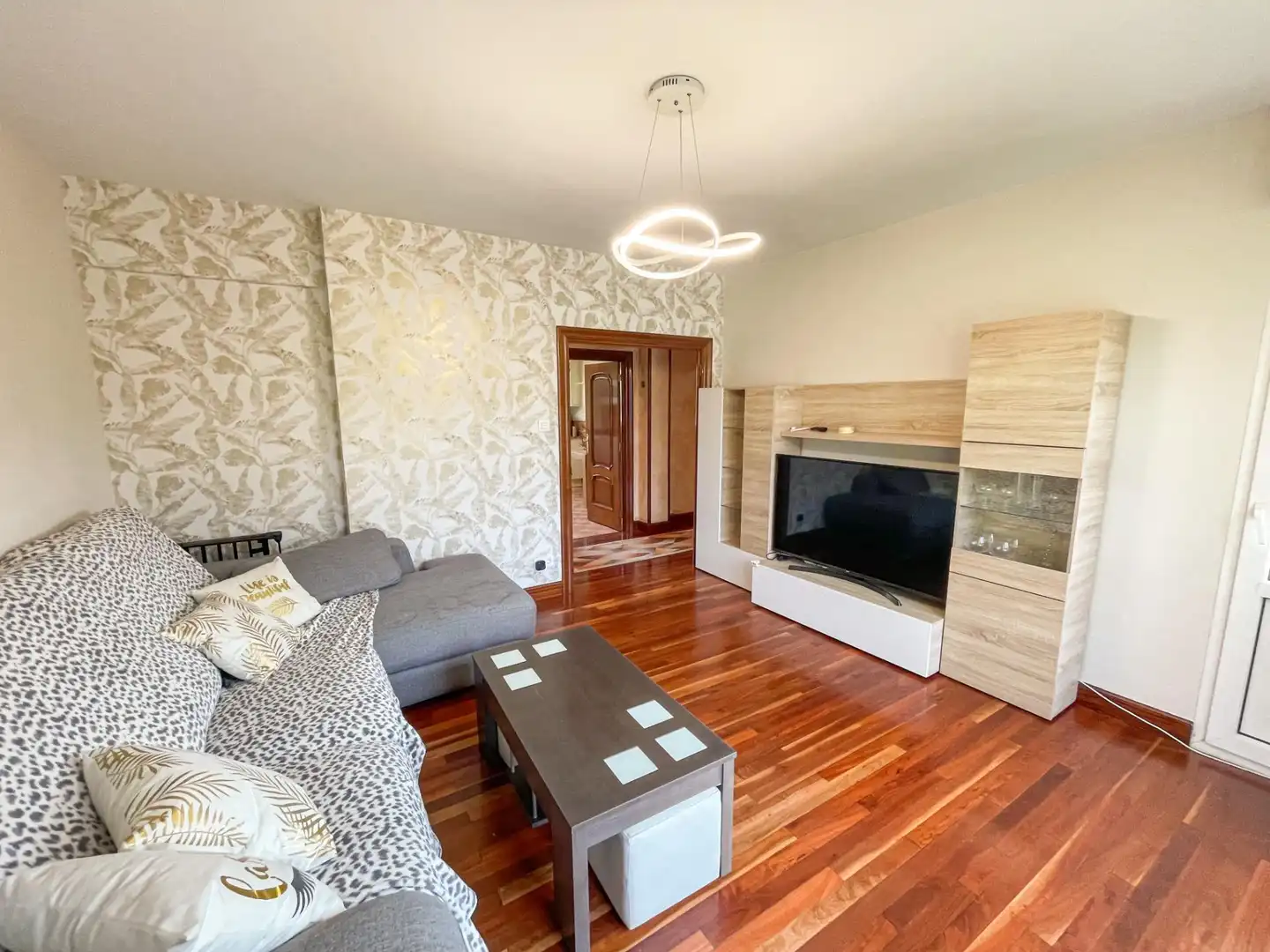 Living room of Houses for sale in Abanto y Ciérvana-Abanto Zierbena  with Heating, Private garden and Storage room