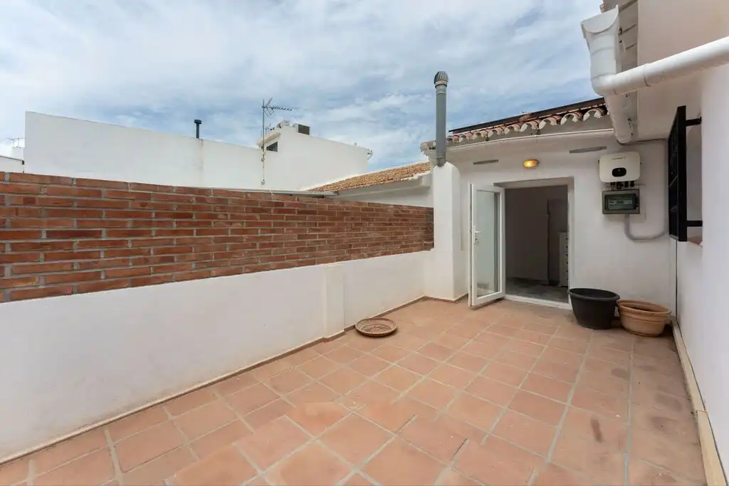 Casa aparellada amb jardí en venda a Centro, imagen 37