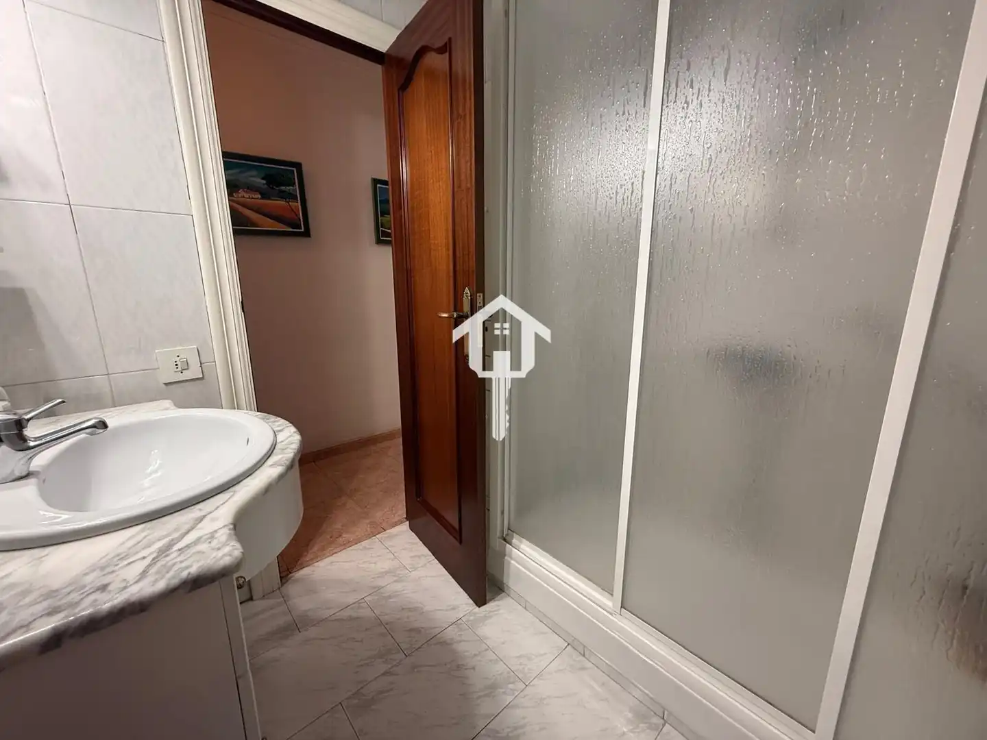 Baño de Piso en venta en Alicante / Alacant con Aire acondicionado, Amueblado y Balcón