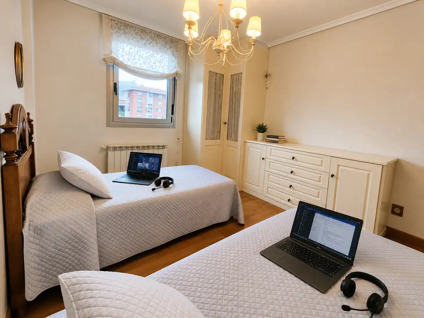 Bedroom of Flat for rent in Santander  with Heating, Terrace and Storage room