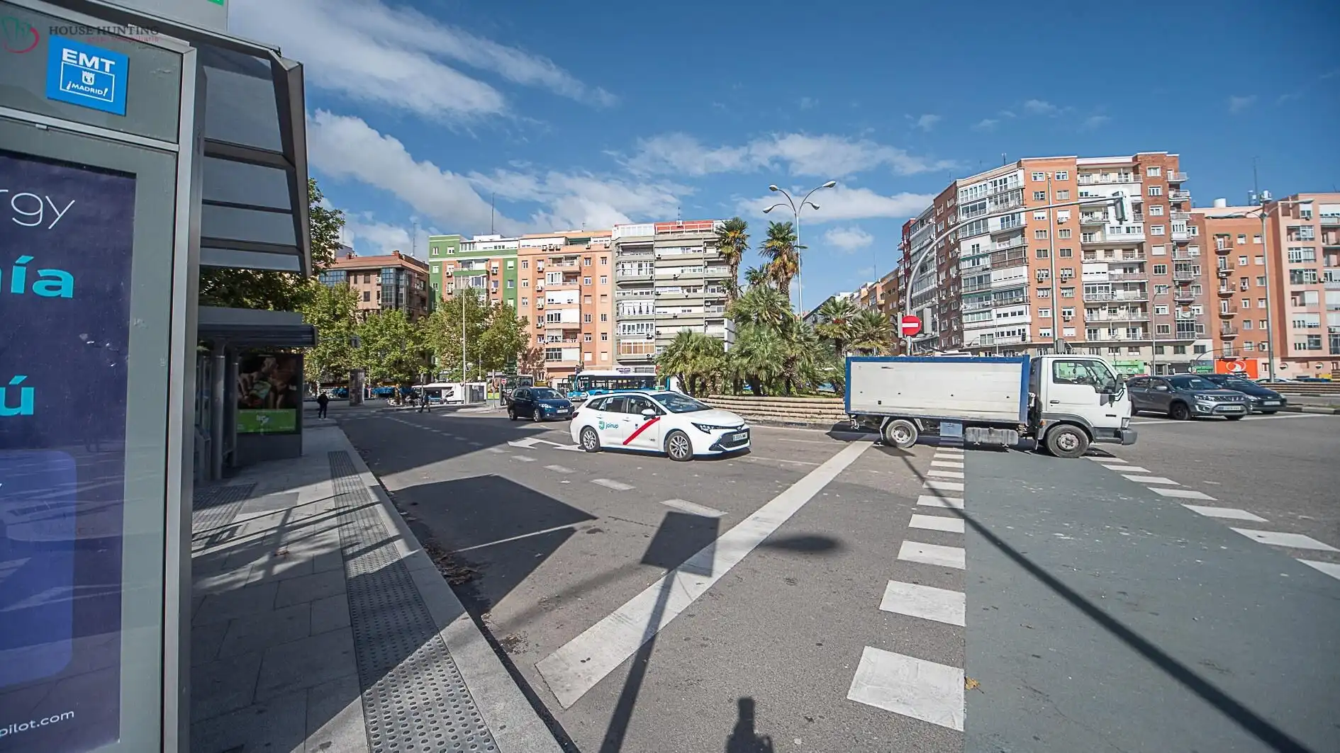 Exterior view of Commercial properties for sale in Madrid  with Air Conditioner