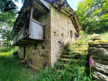 Außenansicht von Country house zum verkauf in Luena 
