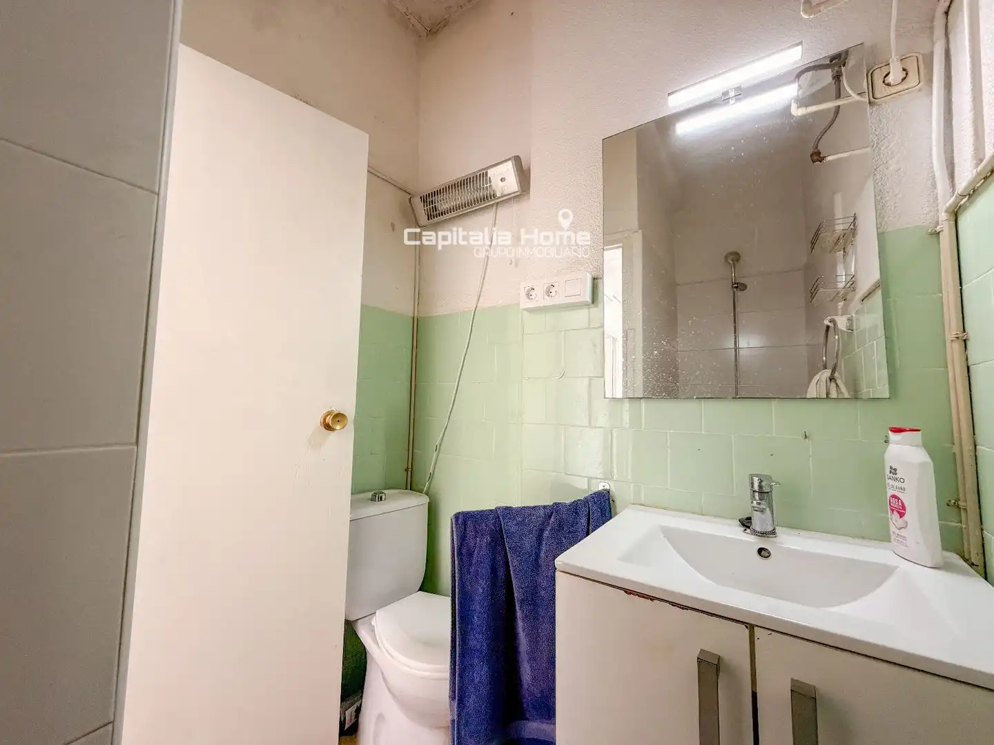 Badezimmer von Wohnung zum Verkauf in Santa Pola mit Terrasse, Abstellraum und Möbliert