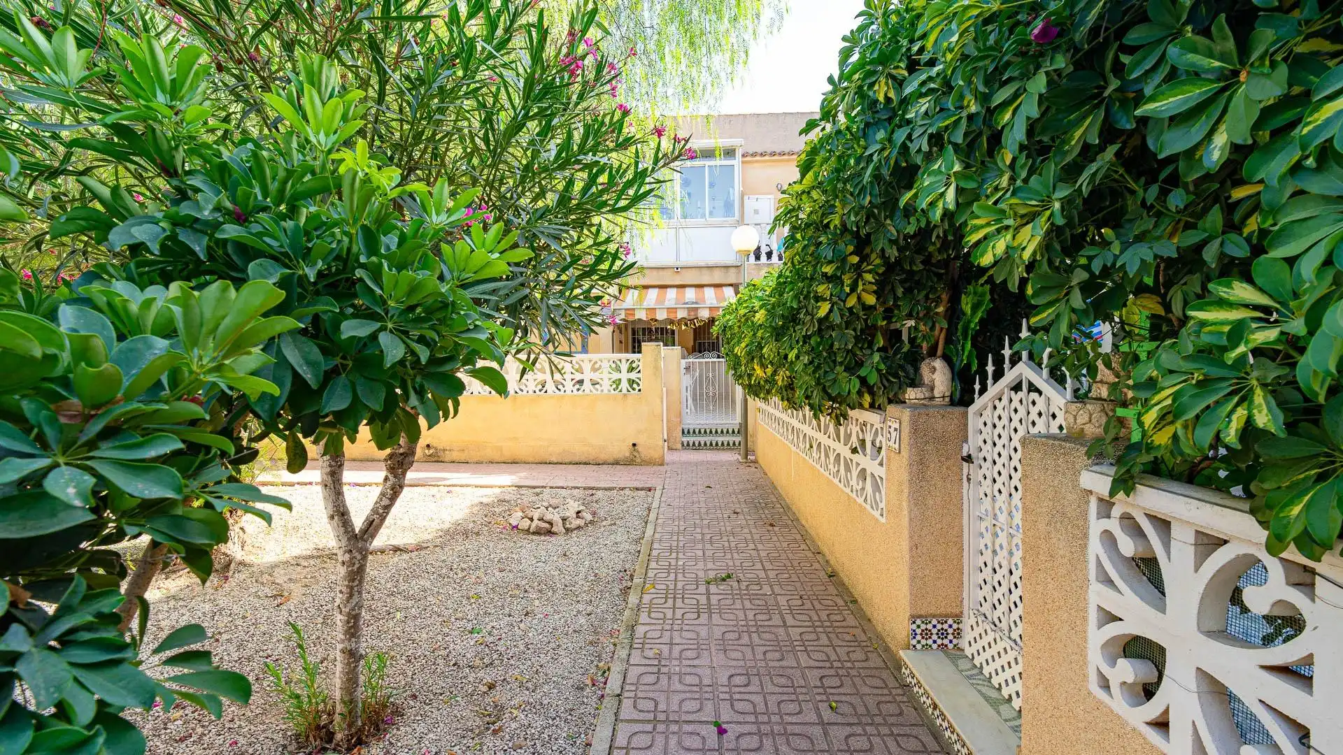 Bungalow con piscina in vendita a PANORAMA II, imagen 48