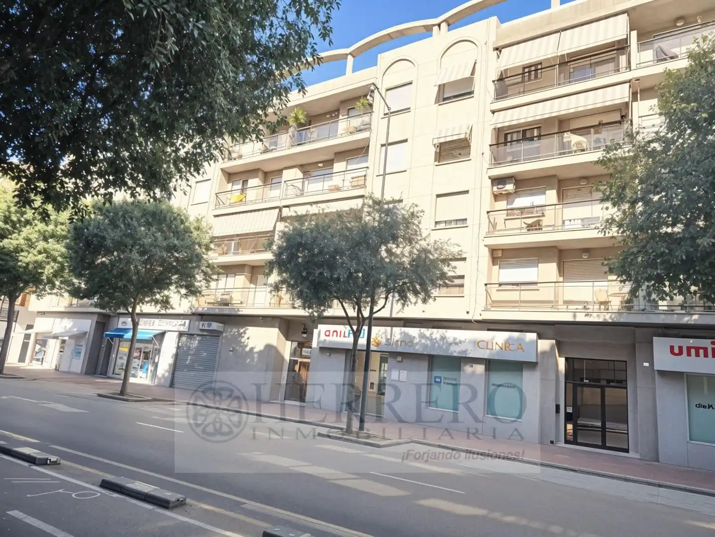 Vista exterior de Pis en venda en Gandia amb Traster, Moblat i Balcó