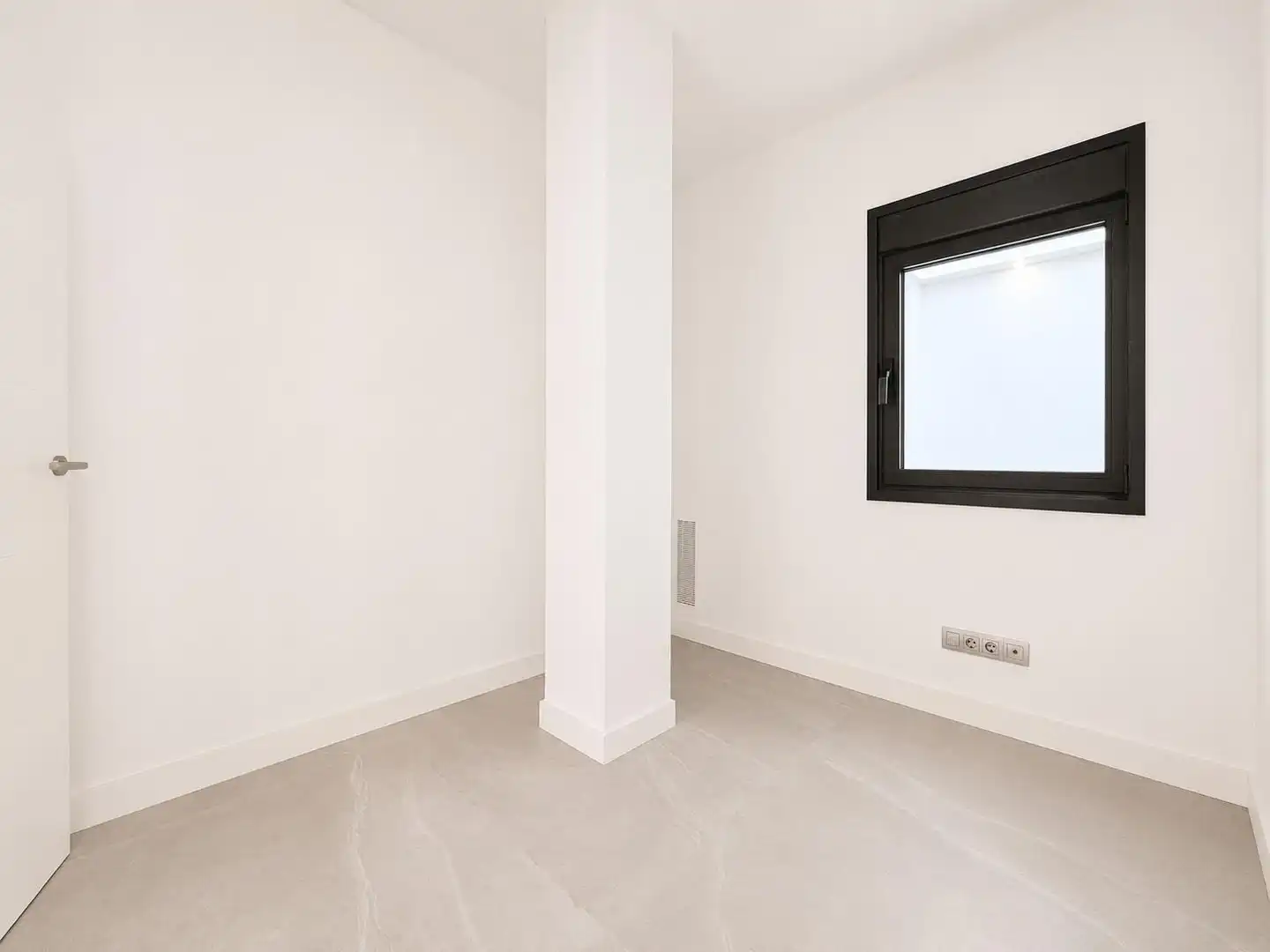 Schlafzimmer von Erdgeschoss zum Verkauf in Mollet del Vallès mit Klimaanlage, Heizung und Terrasse